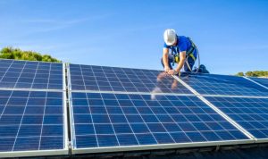 Installation et mise en production des panneaux solaires photovoltaïques à Veretz